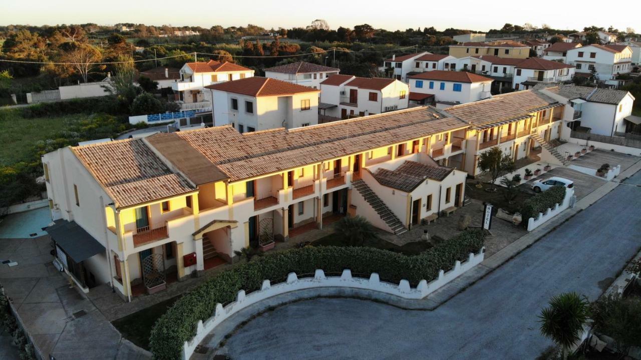 Hotel Le Sabbie Calasetta Exteriér fotografie